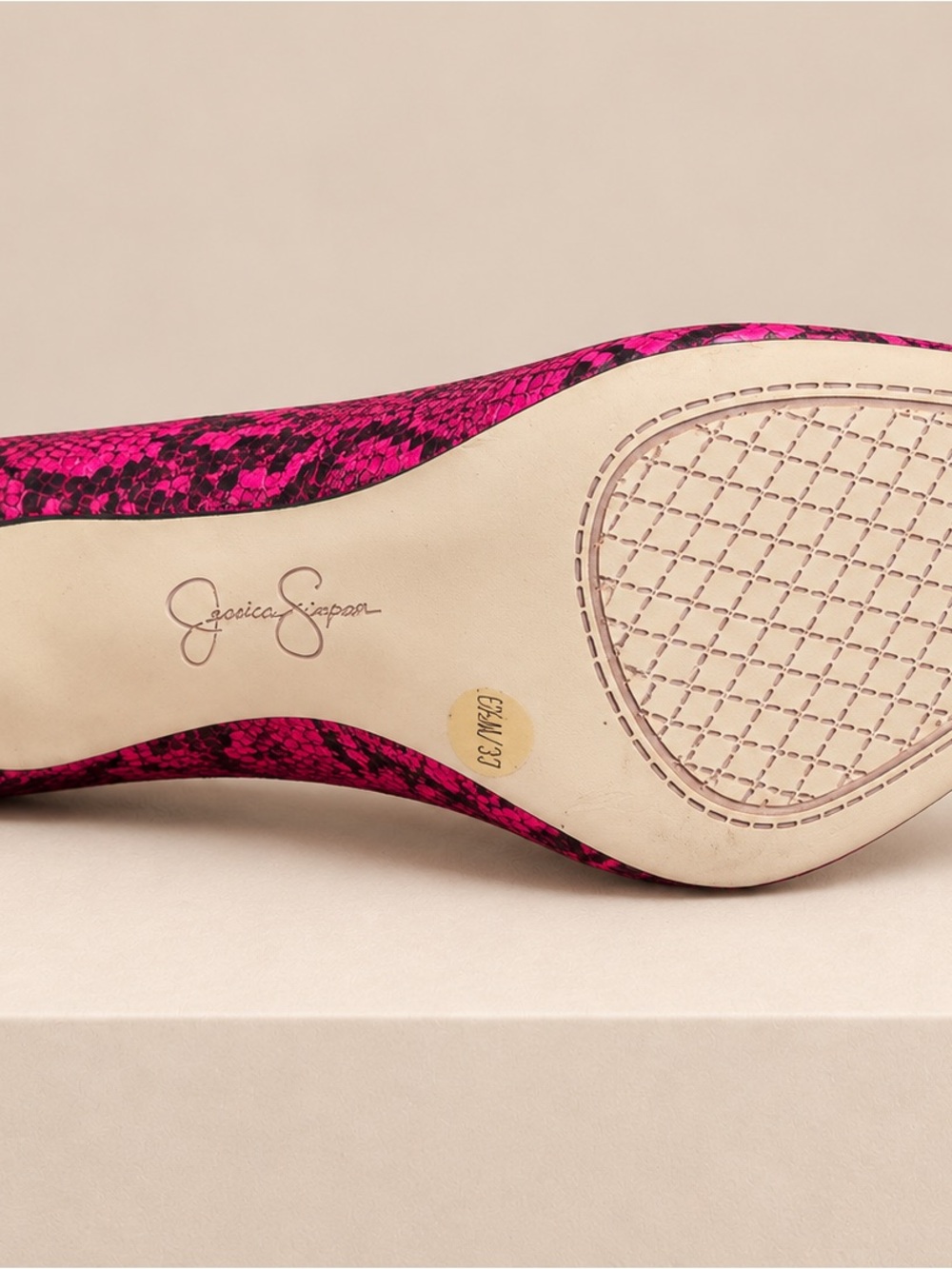 Jessica Simpson Fuchsia Snake-Print Pointed Pump Never Worn